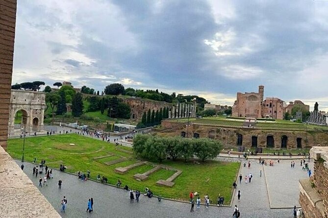 Colosseum & Ancient Rome Access with a Host - Roman Forum: learn what made Rome tick