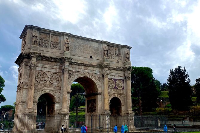Colosseum & Ancient Rome Access with a Host - Meeting point realities at Piazza del Colosseo