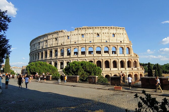 Colosseum & Ancient Rome Guided Walking Tour - Roman Forum in 45 minutes: where politics ran in public