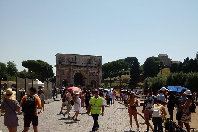 Colosseum and Ancient Rome Express Tour - Inside the Flavian Amphitheatre: what you’ll get in about an hour