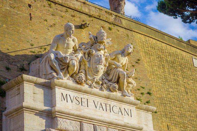 Colosseum, Roman Forum, Palatine Hill & Immersive Video - Entering the Colosseum: iconic scale, plus limits on access