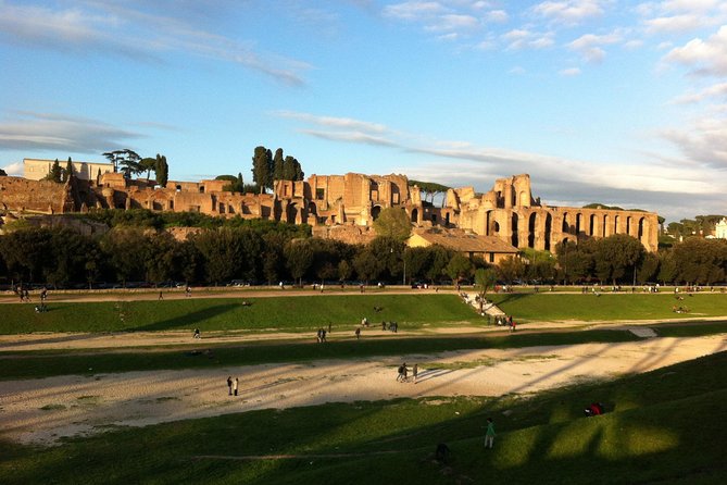 Colosseum, Roman Forum, Palatine Hill & Immersive Video - The bonus English walking tour: Navona, Pantheon, Trevi