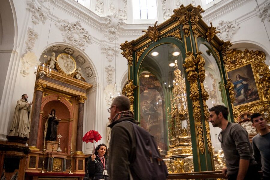 Córdoba: Skip-the-Line Great Mosque-Cathedral History Tour - After the tour: a smart start for Andalusian tapas