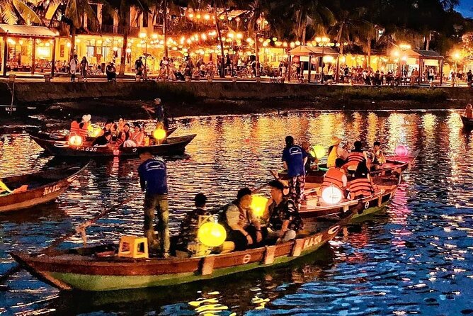 Da Nang: RoundTrip transfer to Hoi An ancient town by private car - Cable Car Views: Getting Tickets and Getting Going
