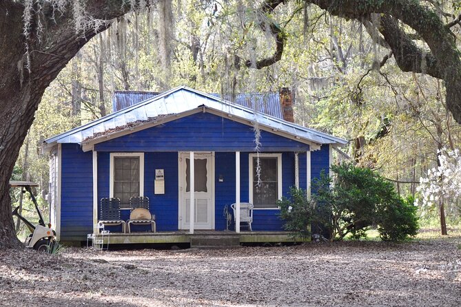 Daufuskie Island Guided History Tour from Hilton Head - Guides, stories, and what makes the tour feel personal