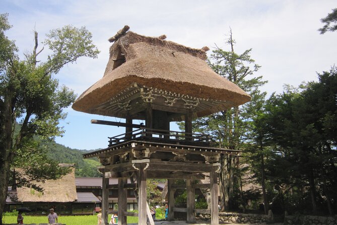 [Day trip bus tour from Kanazawa Station] Weekend only! World Heritage Shirakawago Day Bus Tour - Lunch in the Hida-mountain style: included and taken seriously