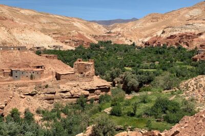 Day Trip from Marrakech to the ancient Kasbah Ait Ben Haddou & Telouet valley - High Atlas viewpoint stop: the quick break that makes photos better