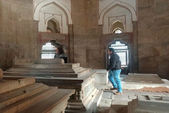 Delhi Sightseeing Tour: Top Monuments & City Highlights - Jama Masjid: Mughal-Style Power in the Heart of Old Delhi