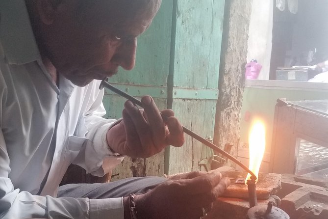 Delwara Heritage and Community Walk - The 2-hour Delwara walk: temples, step wells, and daily craft work