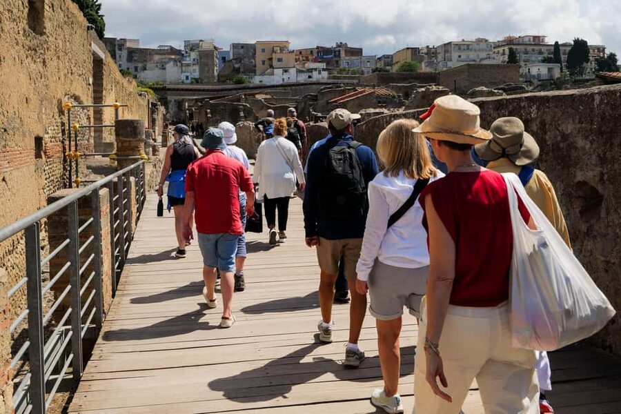 Discover Herculaneum: A guided tour of the ancient Roman city - The daily-life details that turn 79 AD into something real