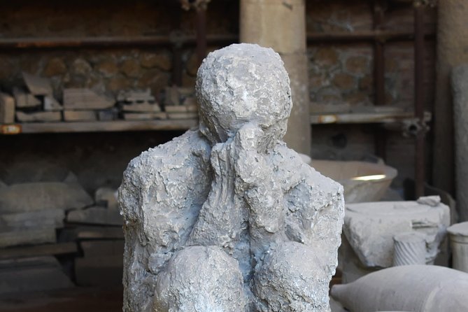 Discover the Ancient Ruins of Pompeii: Day Trip from Rome - Craft stops and shopping time: useful if you want it, wasteful if you don’t