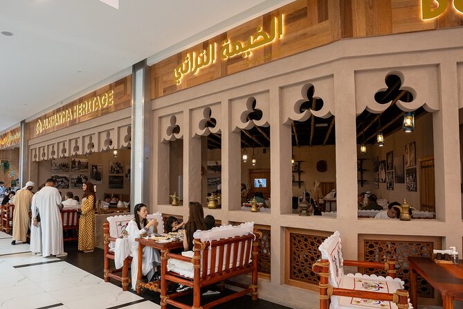 Dubai: Abu Dhabi Trip with Lunch at Al Khayma Heritage Restaurant - Qasr Al Watan: Entry-Only Palace Time With Real Architectural Payoff