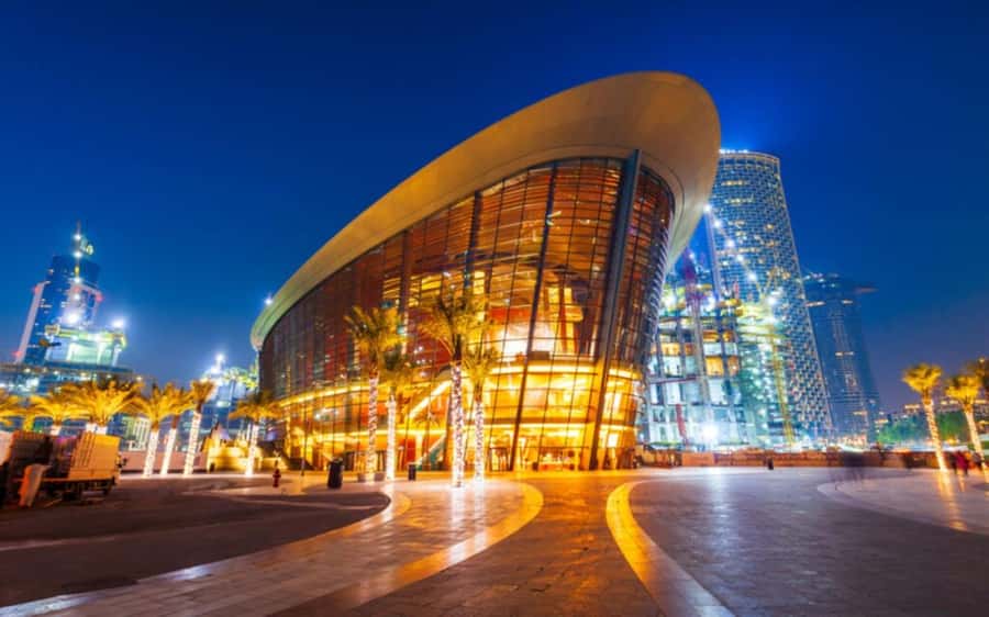 Dubai: Walking, Architecture and History Tour of Dubai Opera - Backstage Hallways and Dressing Rooms with Mirror-Ready Details