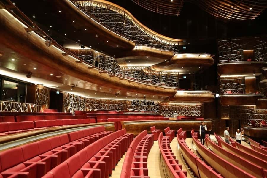 Dubai: Walking, Architecture and History Tour of Dubai Opera - Should You Book the Dubai Opera Walking Tour?