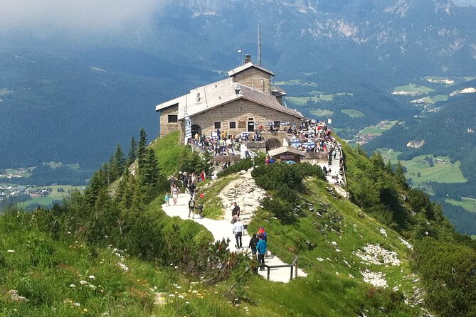 Eagle's Nest-Berchtesgaden-Obersalzberg Private Half Day WWII Historical Tour - Logistics in Berchtesgaden: pickup that keeps the day simple
