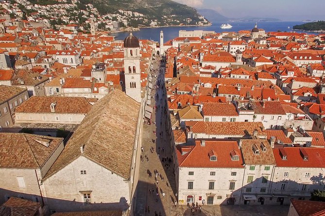 Early Bird Dubrovnik History Tour – 7:30 Start - Stop 2: Lovrjenac Fortress Near Pile Gate (20 Minutes)