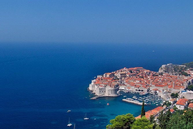 Early Bird Dubrovnik History Tour – 7:30 Start - Stop 3: Prijeko Street Alleys, Squares, and Secret Viewpoints (20 Minutes)
