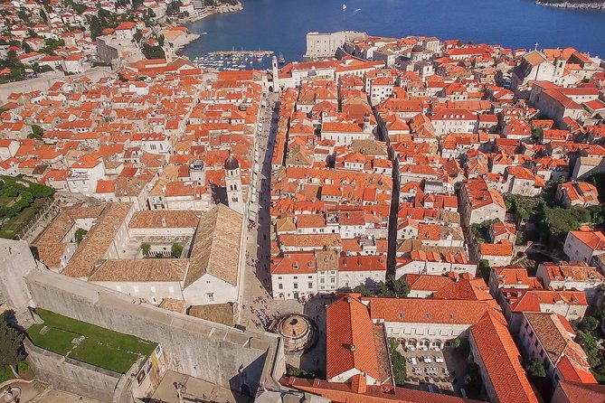 Early Bird Dubrovnik History Tour – 7:30 Start - Stop 4: Pile Gate Rejoin Point (5 Minutes)