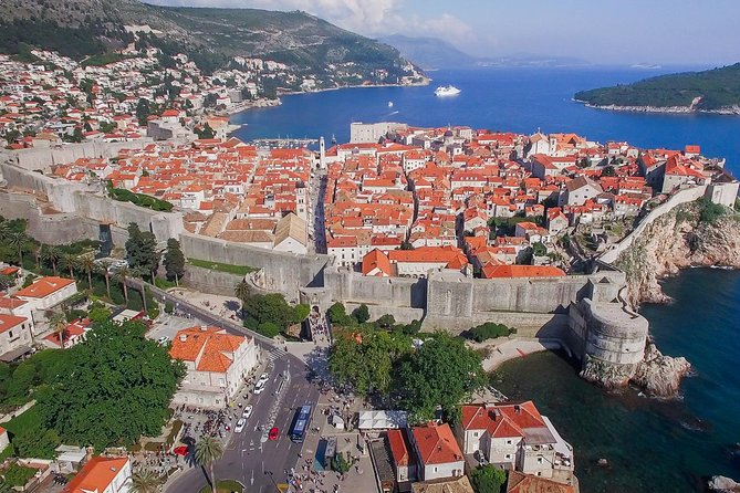 Early Bird Dubrovnik History Tour – 7:30 Start - Stop 5: Stradun Main Promenade (40 Minutes)