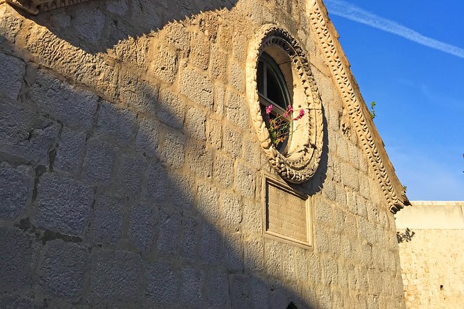 Early Bird Dubrovnik History Tour – 7:30 Start - Stop 1: Amerling Fontana for Orientation (10 Minutes)