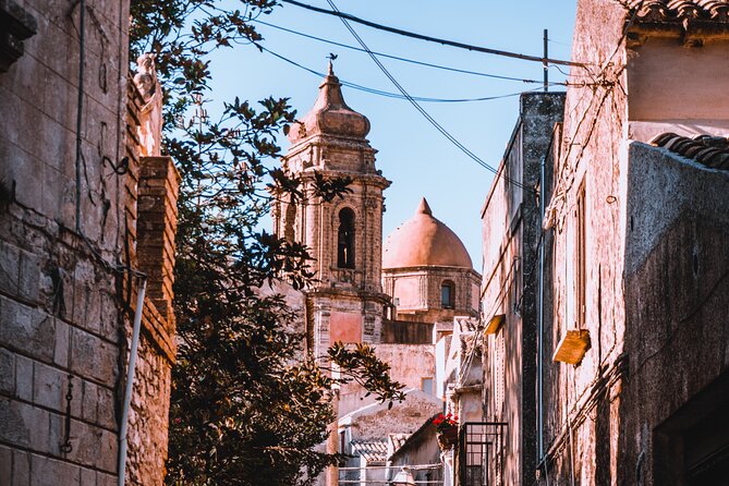 Erice walking-tour, the ancient village and local products (all incl) - Pottery workshop, ancient loom carpet making, and pastry tastings