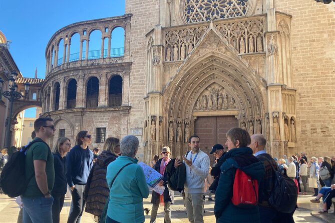 Essential Valencia and World Heritage Sites (English) - Historic-center wayfinding: town hall, central market area, and major squares