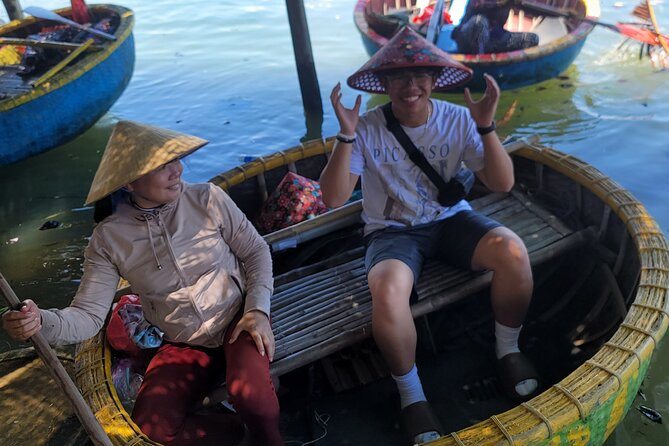 Explore Hoi An ancient town and local villages with a local guide - Lunch with banh mi: a simple reset before Hoi An’s lanes