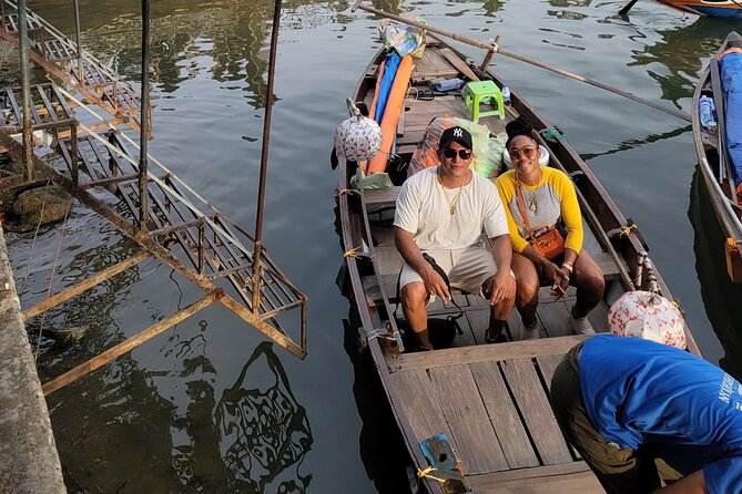 Explore Hoi An ancient town and local villages with a local guide - Tra Que Vegetable Village: farm life, hands-on cooking, and herb sense memory
