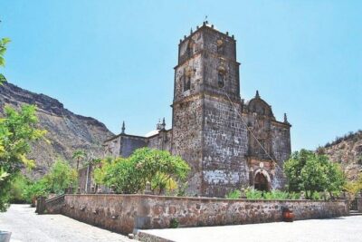 Explore San Javier Mission, Lunch, Walk & Historical Tour - The Sierra de la Giganta drive: nature, plants, and a few wow moments