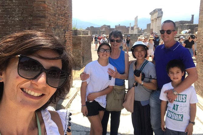 Fast Access Exclusive Private Ancient Pompeii Half Day Tour with Local Guide - The guide experience: local know-how plus art-historian perspective