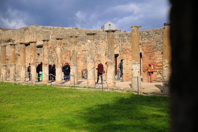 Fast Access Exclusive Private Ancient Pompeii Half Day Tour with Local Guide - Stop 5: Terme del Foro, Roman baths buried by 79 A.D.