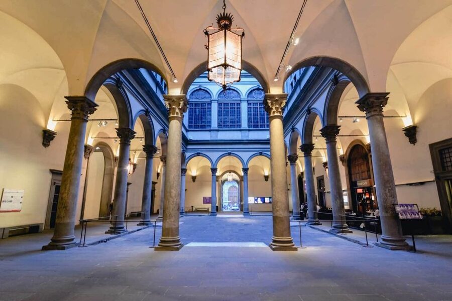 Florence: Medici Family History Tour - Piazza della Signoria: The Medici Power Stage