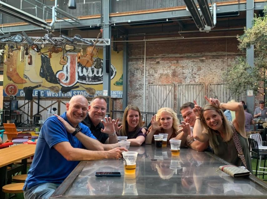 Fort Worth: Stockyards History Tour Pub Crawl - Rain or shine in the Stockyards: what to bring