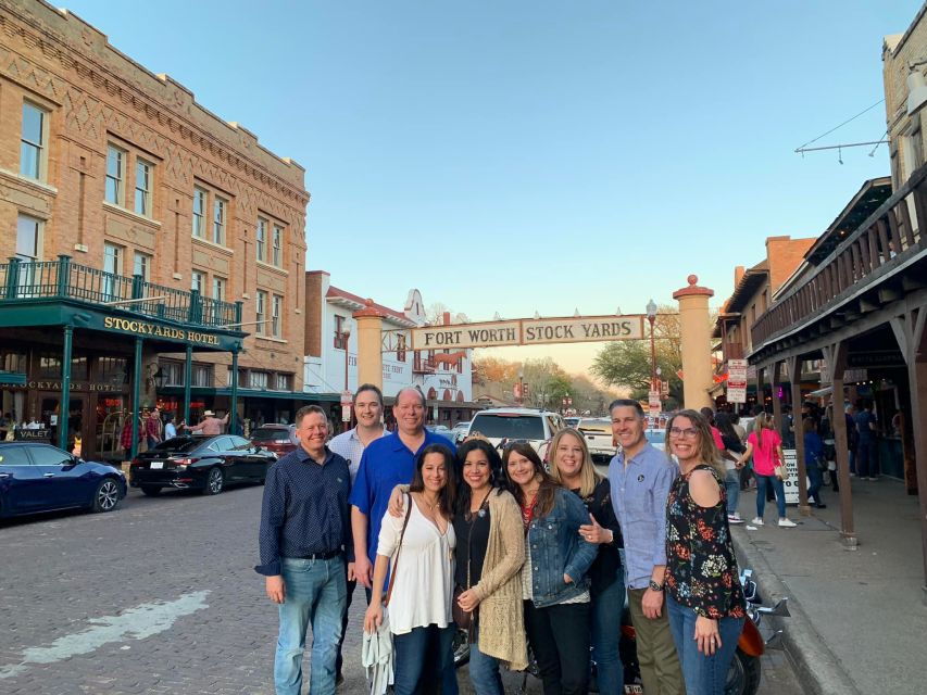 Fort Worth: Stockyards History Tour Pub Crawl - Guide style makes or breaks this kind of tour