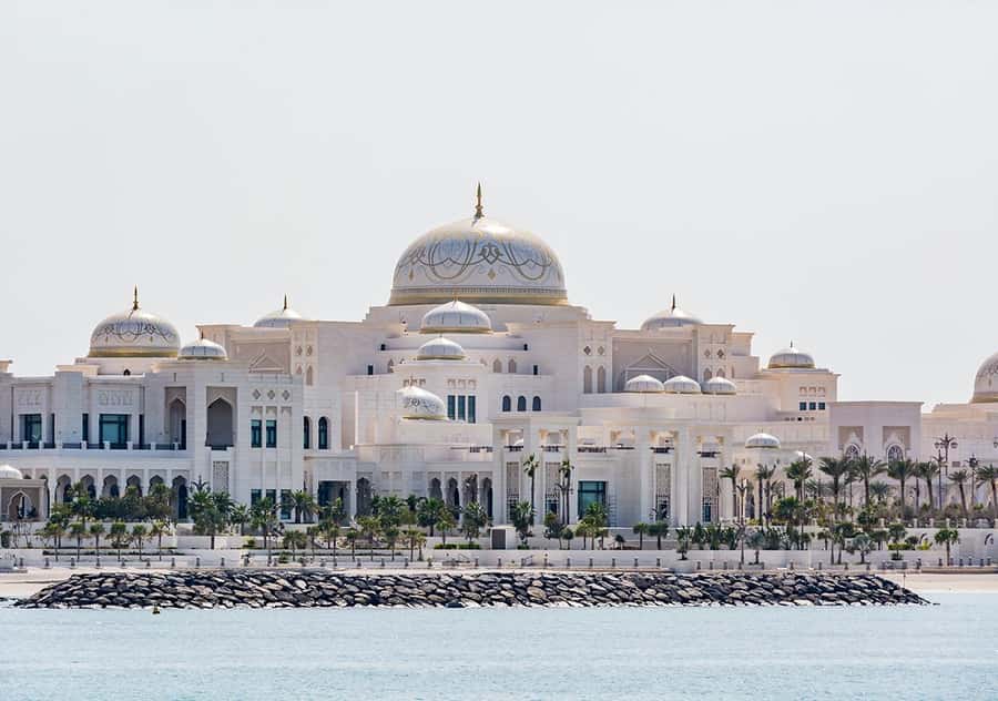 From Abu Dhabi: Grand Mosque, Royal Palace& Heritage Village - Qasr al Watan (Presidential Palace): stunning halls, gardens, and self-guided time