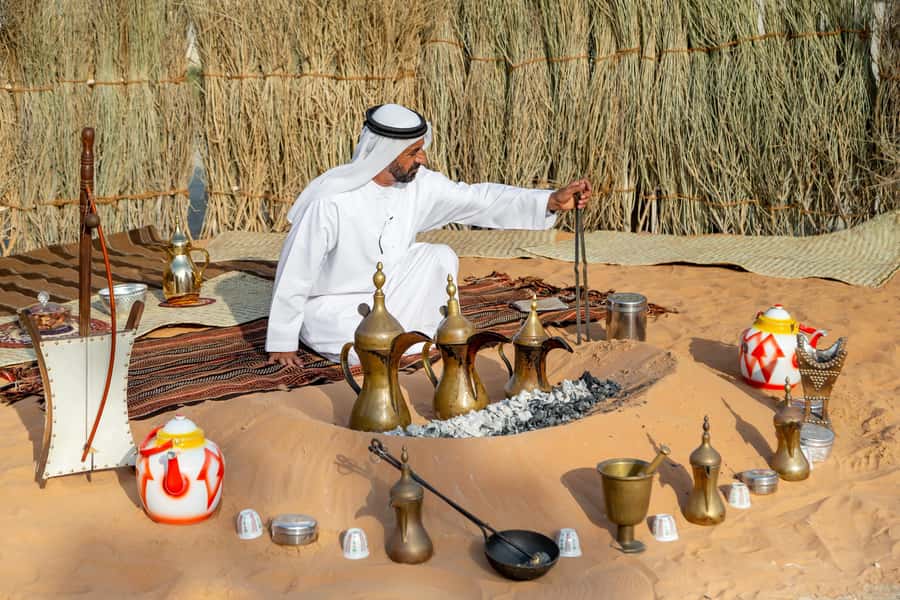 From Abu Dhabi: Grand Mosque, Royal Palace& Heritage Village - Heritage Village: desert life, crafts, and fast market browsing