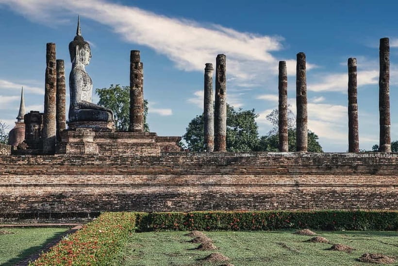 From Bangkok: Ayutthaya Heritage Tour with Sunset Boat Ride - Wat Maha That’s Buddha Head in Tree Roots