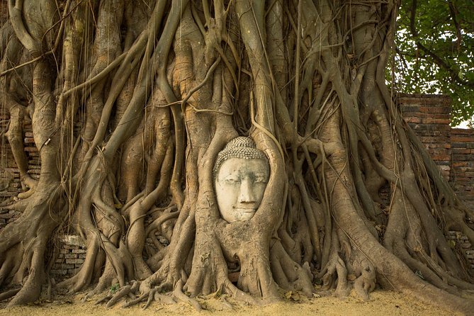 From Bangkok: Ayutthaya Temples Small Group Tour with Lunch - Wat Phra Sri Sanphet: The holy heart of ancient Ayutthaya