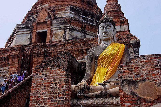 From Bangkok: Ayutthaya Temples Small Group Tour with Lunch - A quick orientation stop inside the historic city area