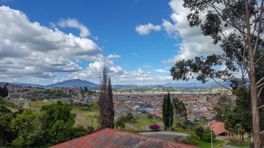 From bogota: Salt Cathedral tour a Cultural Heritage Tour - Guide quality and pacing: why a good driver-guide matters here