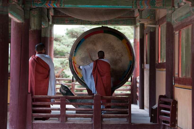 From Busan: Gyeongju UNESCO World Heritage Guided Day Tour - Package C: Gyeongju National Museum for Artifacts You Can’t Fake