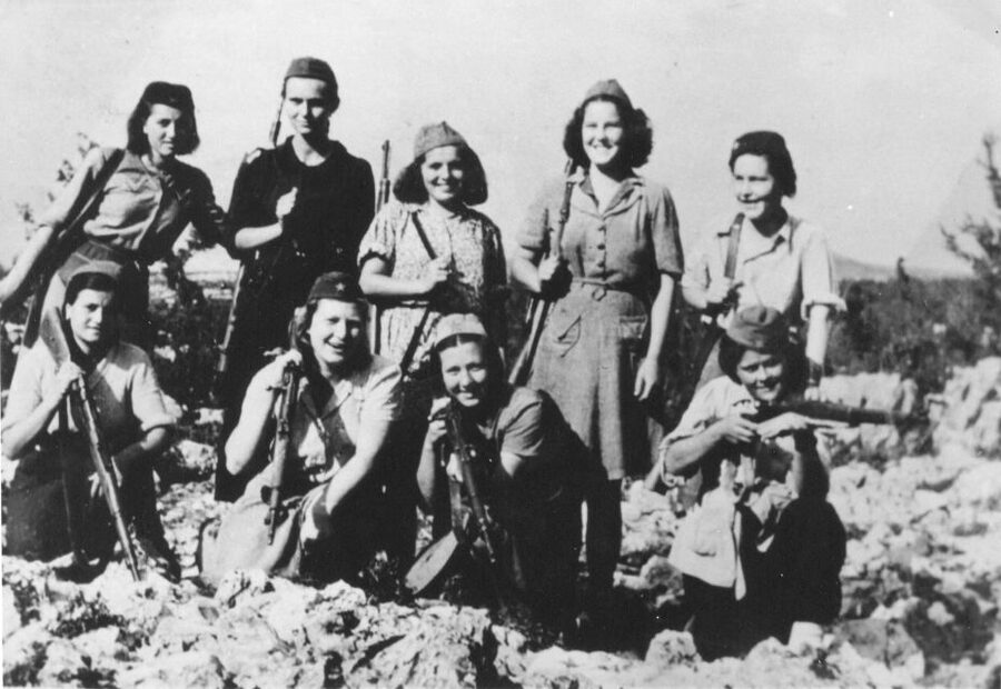From Chania: Crete World War II History Tour - Small Group Comfort, Snacks, and the One Thing to Plan For