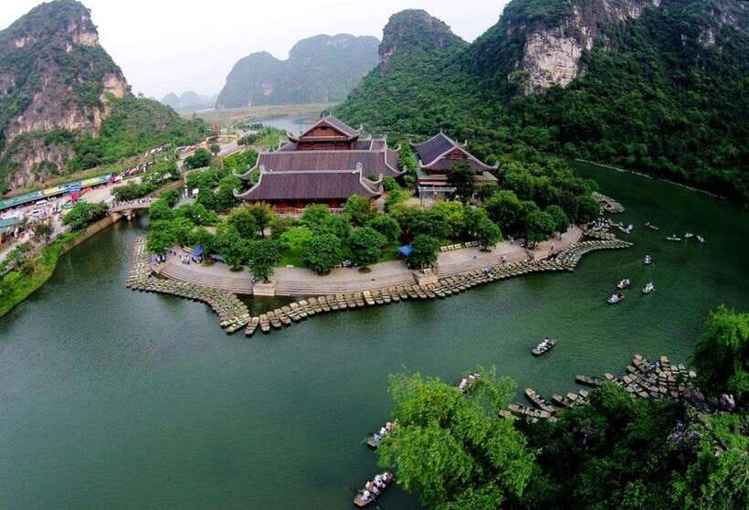 From Hanoi: Trang An eco-tourism - Hoa Lu ancient & Mua Cave - Getting to Ninh Binh: Smooth Hanoi Pickup, Real Time on the Ground