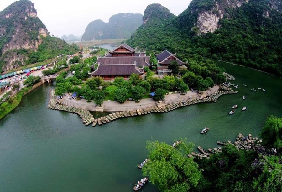 From Hanoi: Trang An eco-tourism - Hoa Lu ancient & Mua Cave - The Full-Day Schedule: What 7 AM to 7:30 PM Feels Like