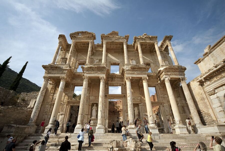 From Izmir: Guided Tour of the Ancient City of Ephesus - Temple of Artemis stop: a short visit with big context