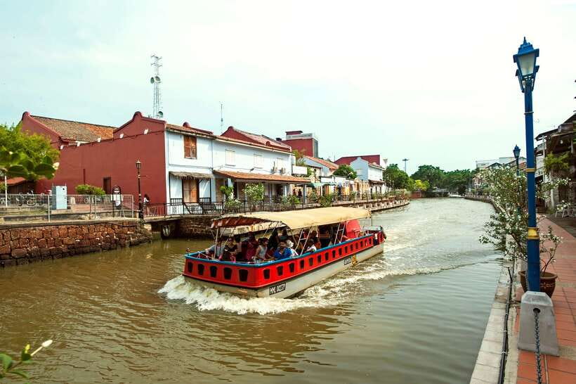From Kuala Lumpur: Full-Day Historical Tour of Malacca - Guide Quality Makes a Big Difference