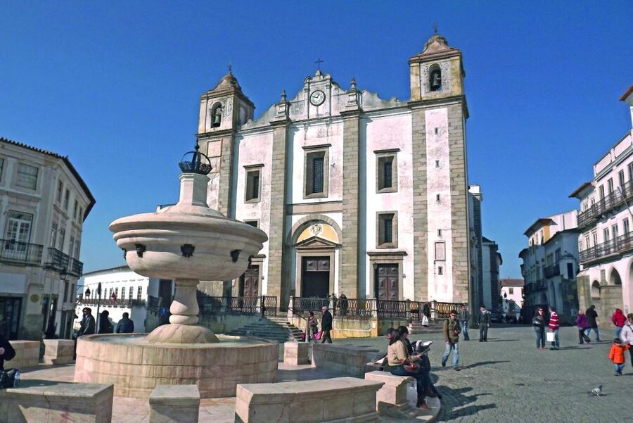 From Lisbon: Évora Wine & Heritage Tour - Should you book the Évora Wine & Heritage Tour?