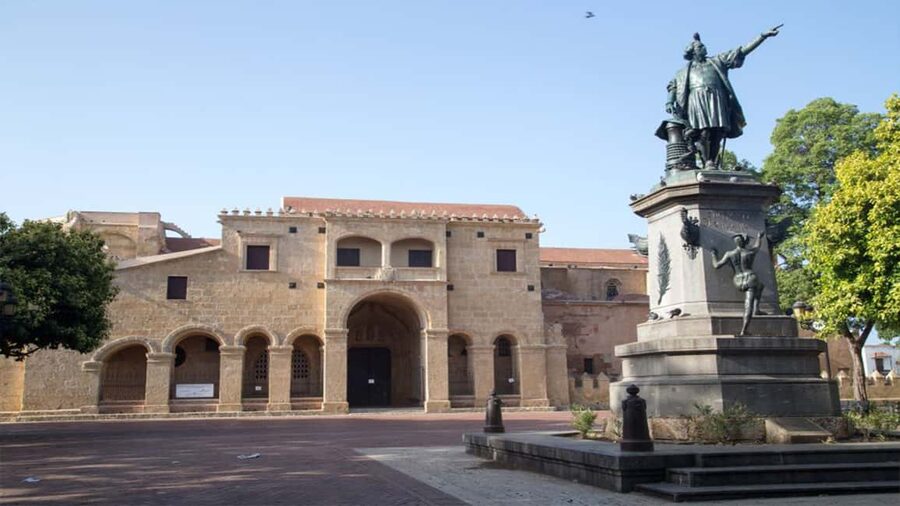 From Santo Domingo: Full day Historical Tour with Lunch - A 4-hour history hit, starting from Zona Colonial