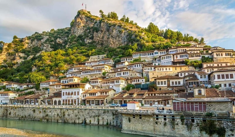 From Tirana: Berat UNESCO Heritage & Belshi Lake Tour - Belshi Lake stop: a calm breather before the castle crowds