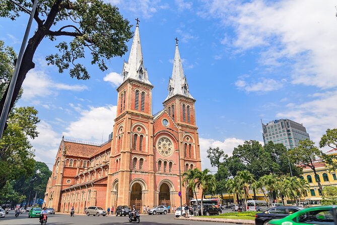 Full-Day Ho Chi Minh City Tour with Colonial Heritage & Chinatown - Independence Palace at 7:30: where modern Saigon begins